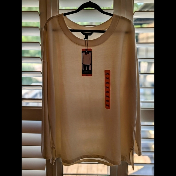 Banana Republic Cream Crew Neck Sweater Soft Knit - Picture 5 of 10